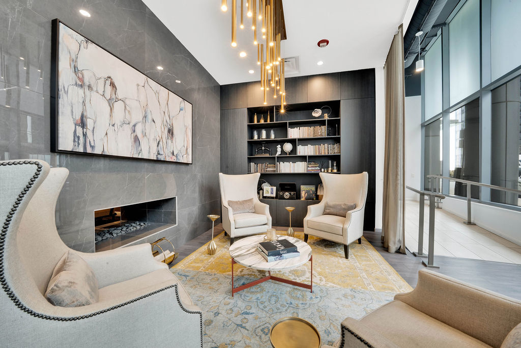 450 E Waterside Dr #2902 Chicago, IL 60601