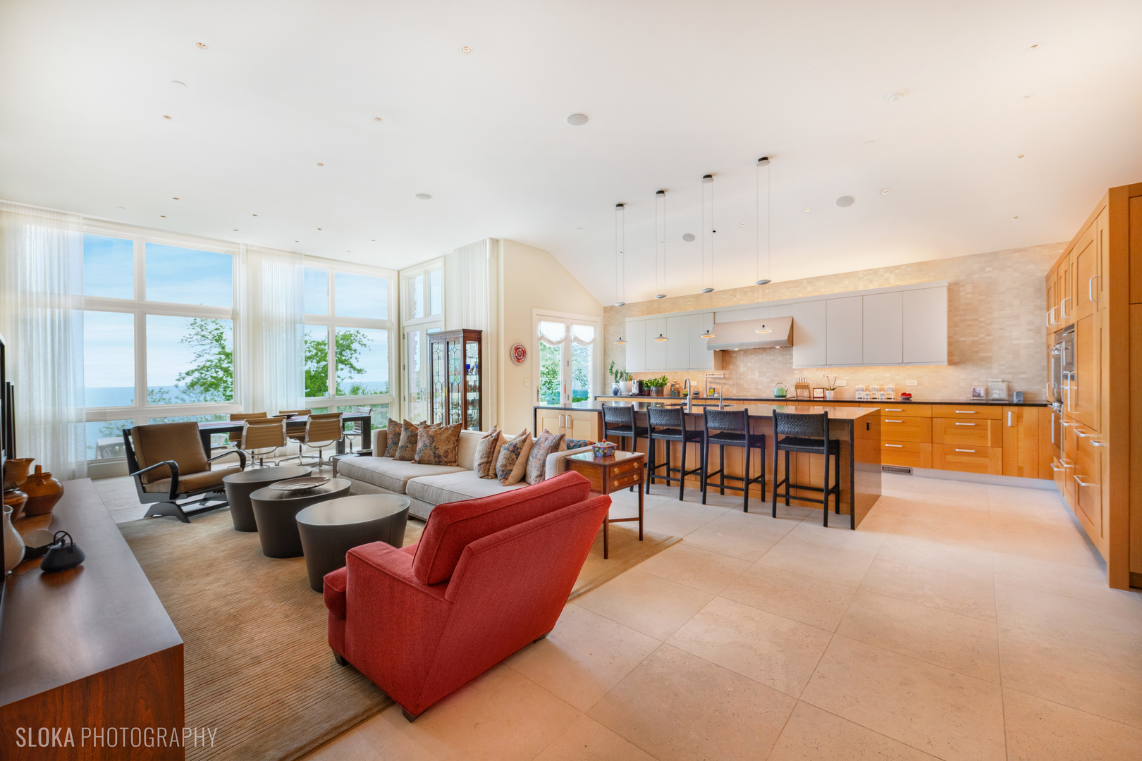 55 S Deere Park Dr Highland Park, IL 60035