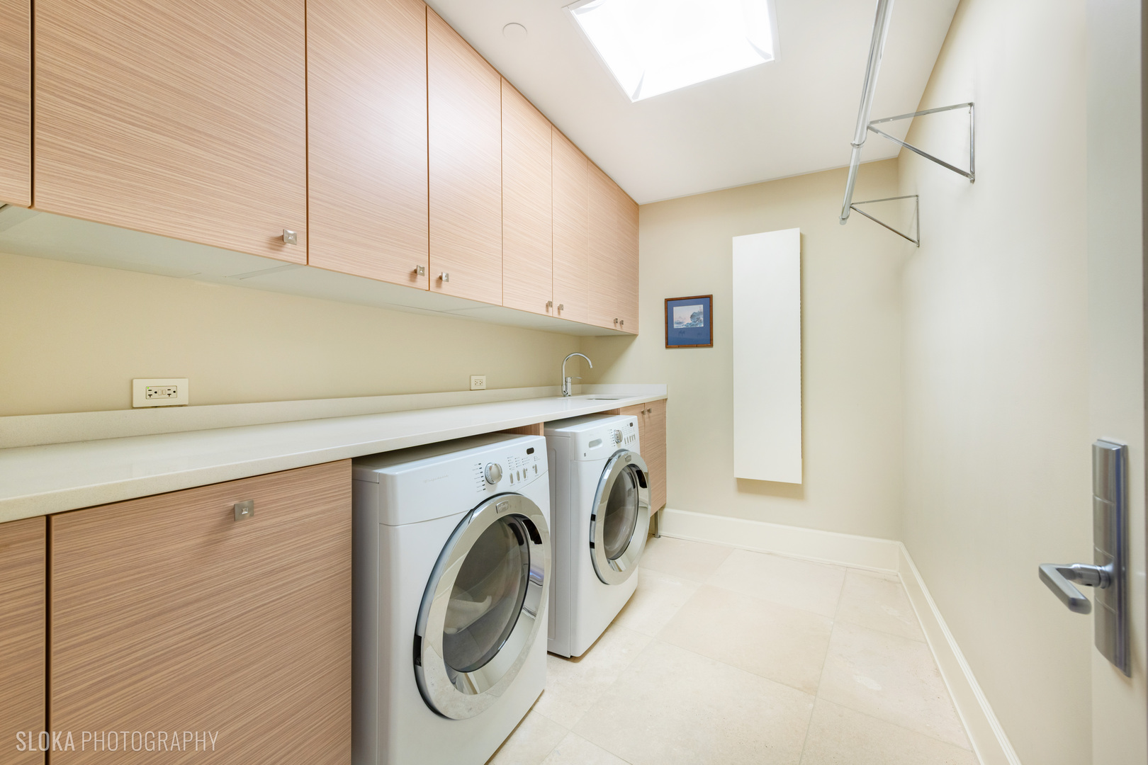 55 S Deere Park Dr Highland Park, IL 60035