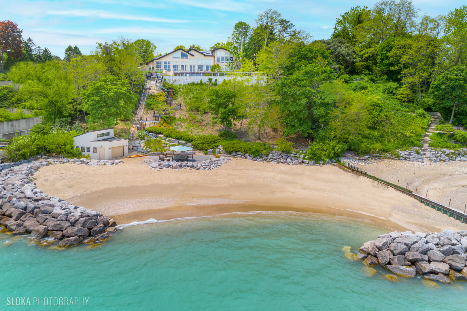 55 S Deere Park Dr Highland Park, IL 60035