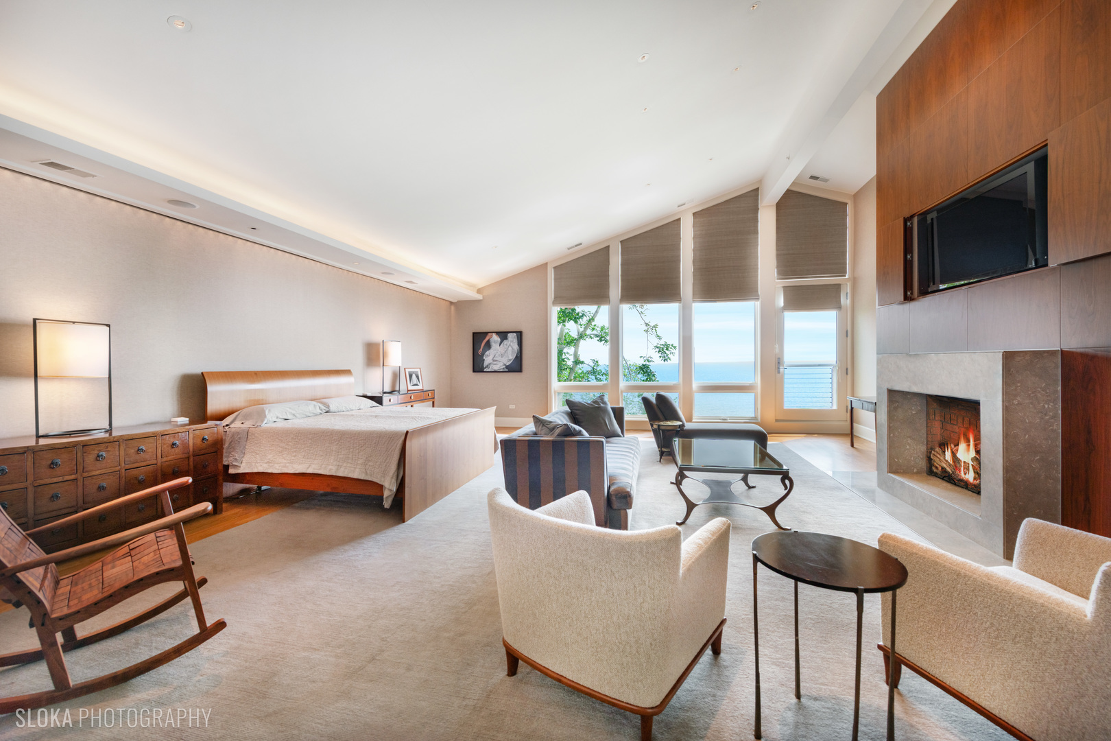 55 S Deere Park Dr Highland Park, IL 60035