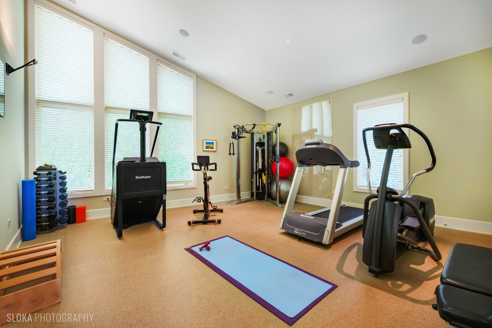 55 S Deere Park Dr Highland Park, IL 60035