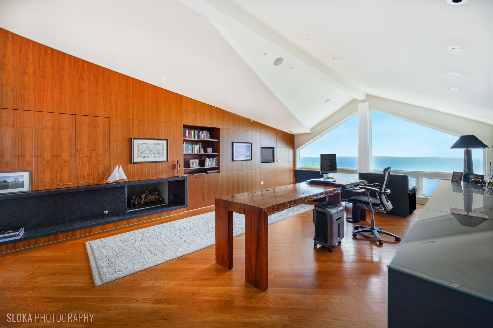 55 S Deere Park Dr Highland Park, IL 60035