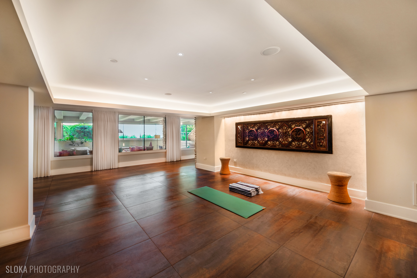 55 S Deere Park Dr Highland Park, IL 60035