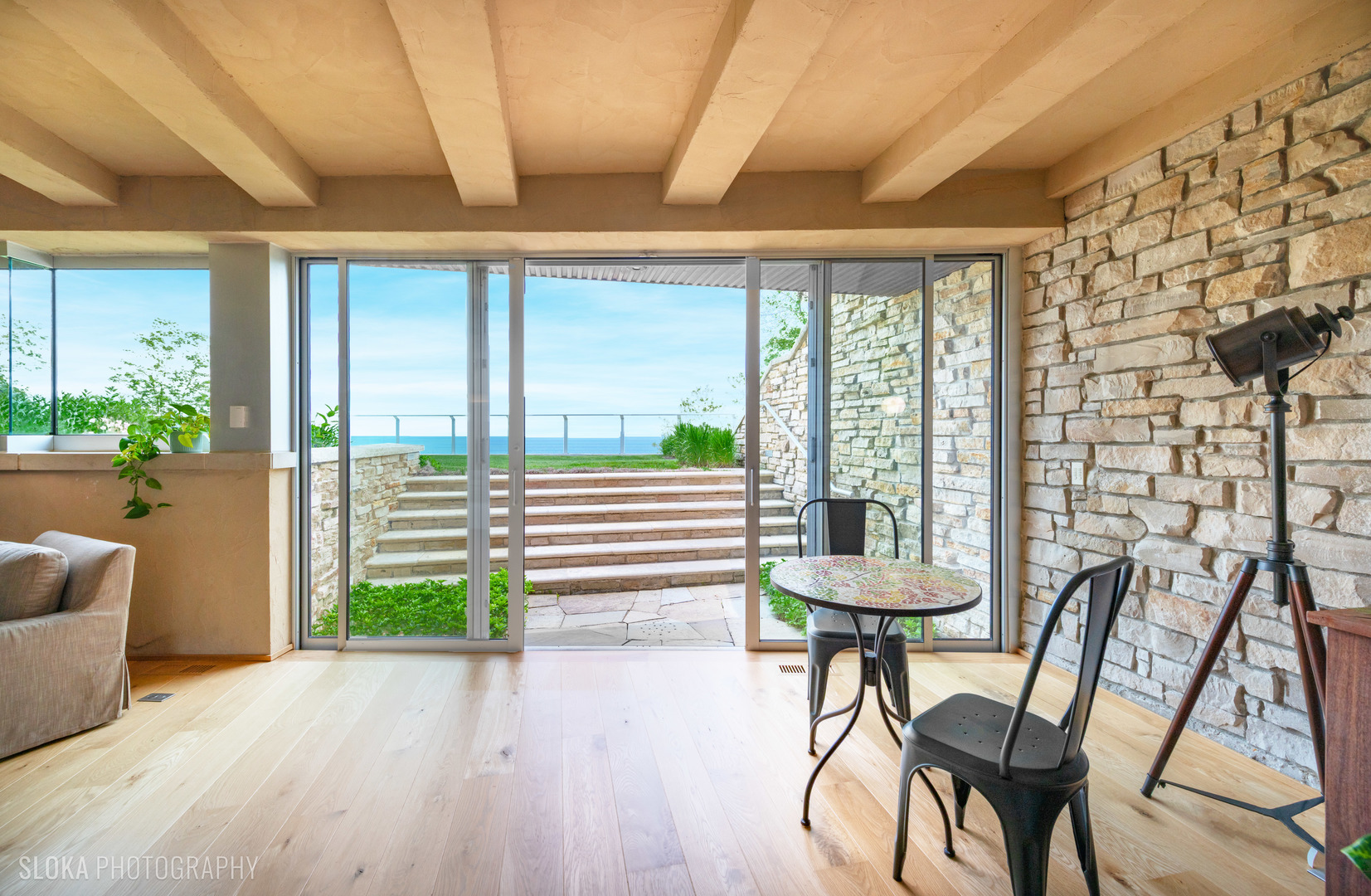 55 S Deere Park Dr Highland Park, IL 60035