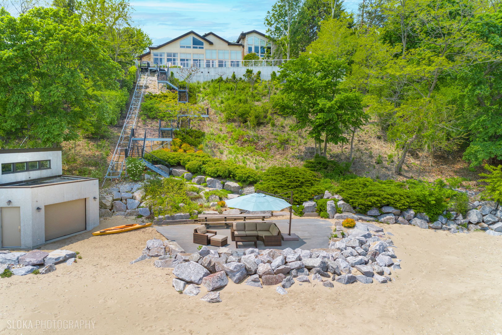 55 S Deere Park Dr Highland Park, IL 60035