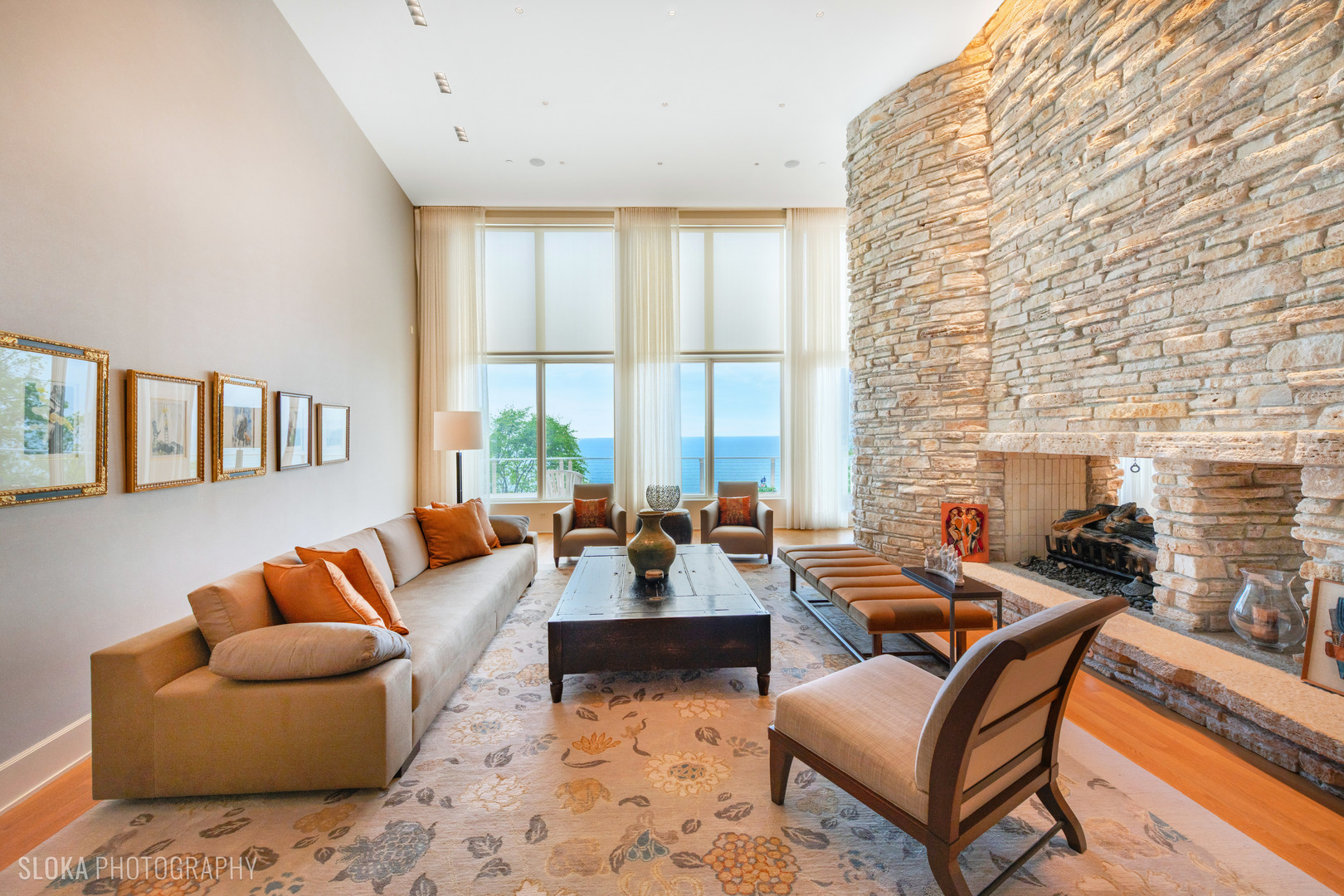 55 S Deere Park Dr Highland Park, IL 60035