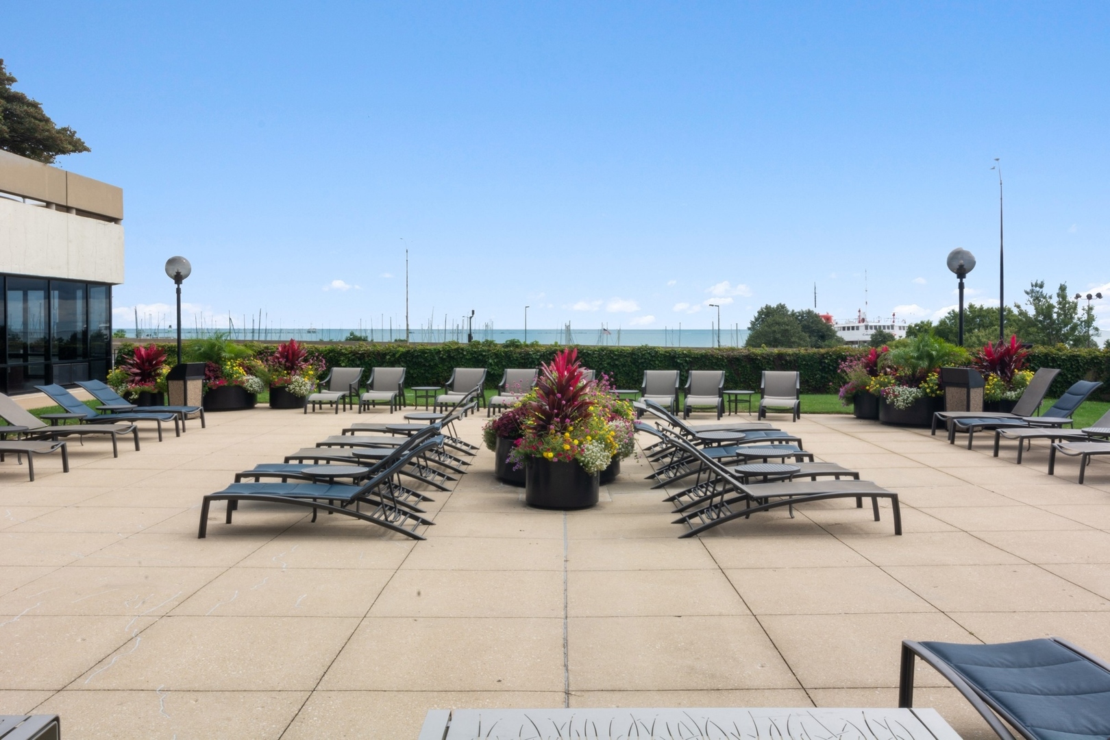 155 N Hbr Dr #403 Chicago, IL 60601