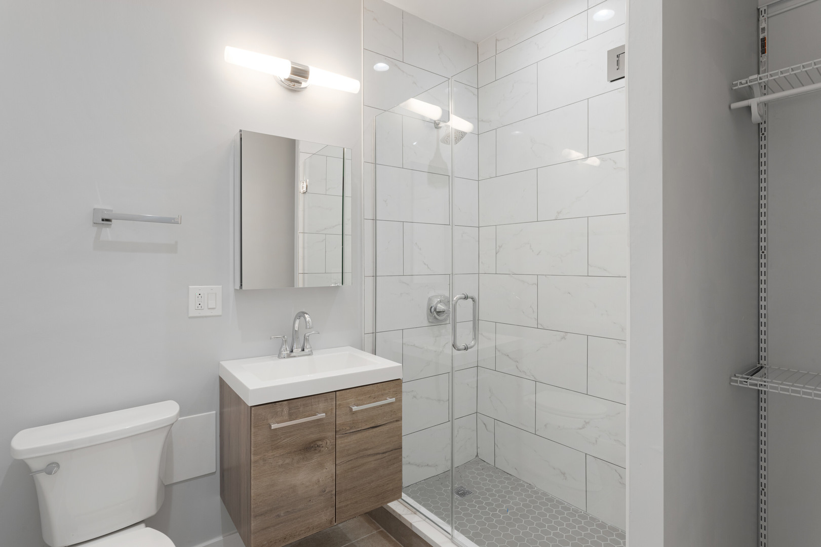 1320 W Birchwood Ave #1 Chicago, IL 60626