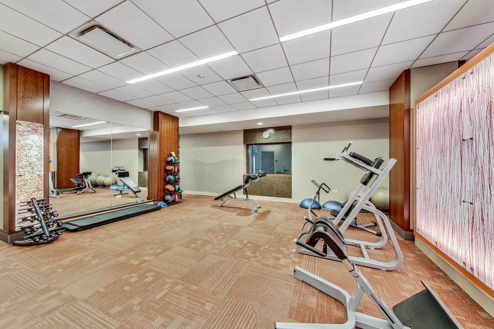 400 E RANDOLPH St #2406 Chicago, IL 60601