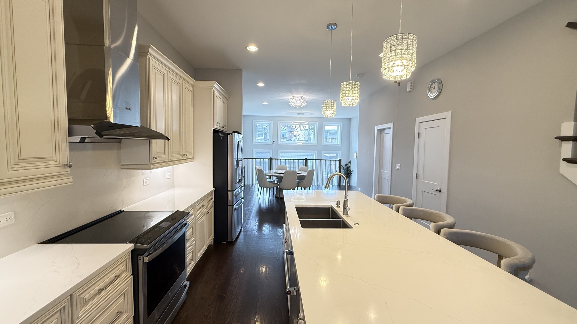 3422 S NORMAL Ave Chicago, IL 60616