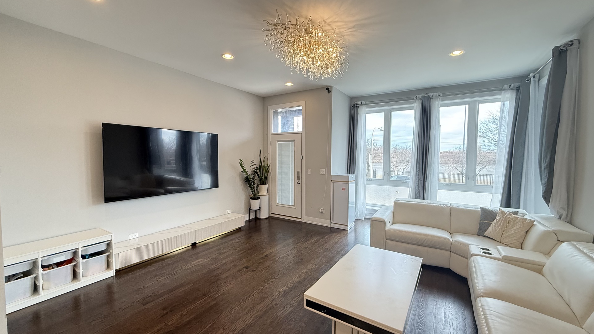 3422 S NORMAL Ave Chicago, IL 60616