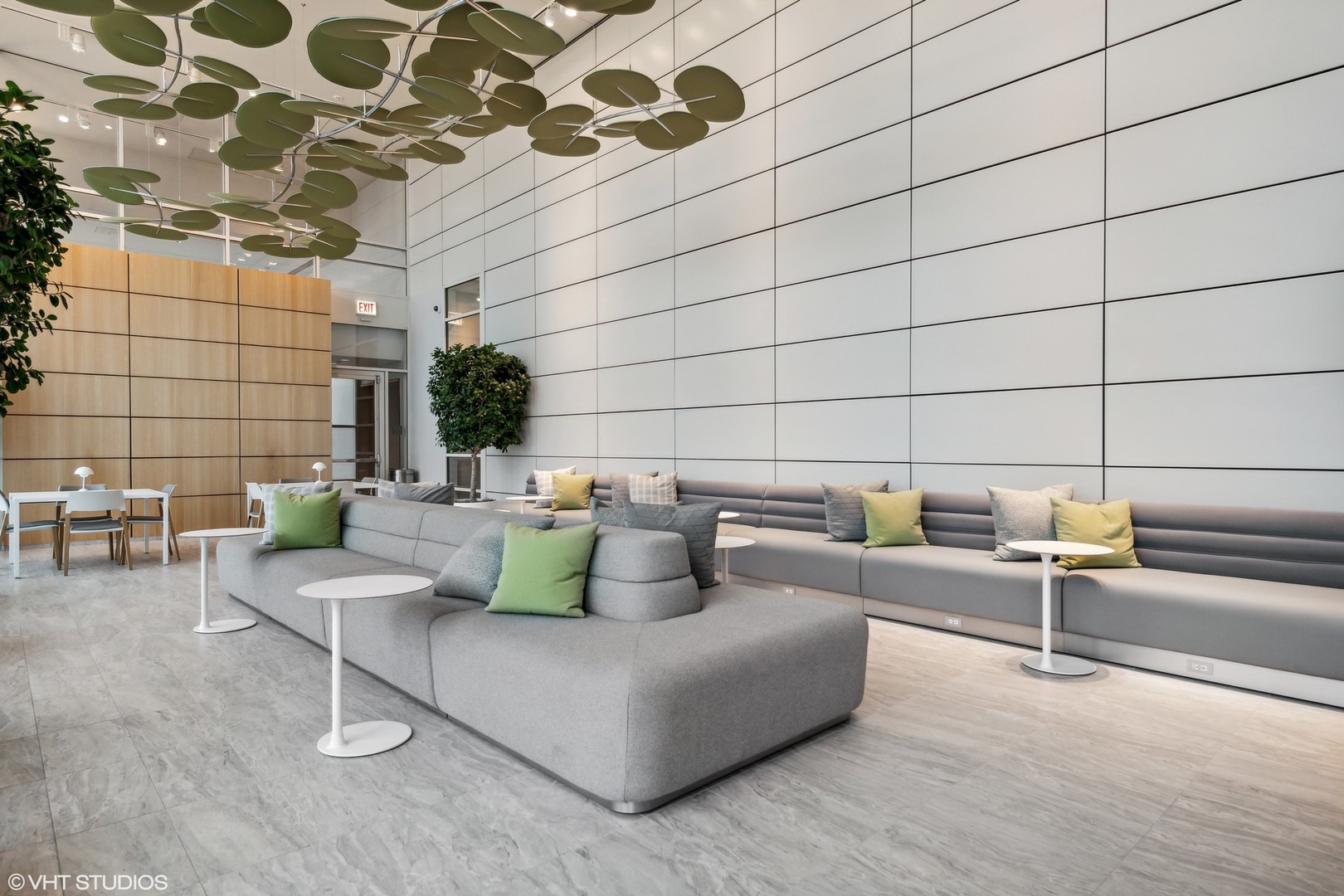 340 E RANDOLPH St #5103 Chicago, IL 60601