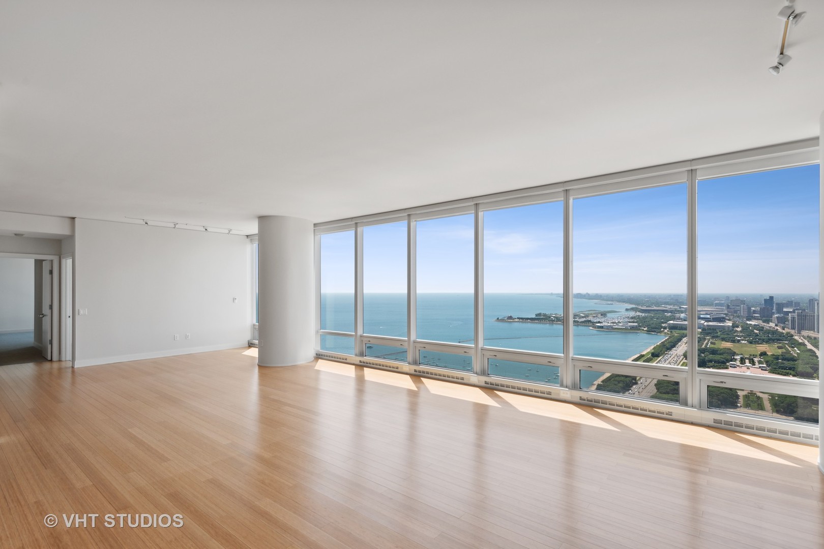 340 E RANDOLPH St #5103 Chicago, IL 60601