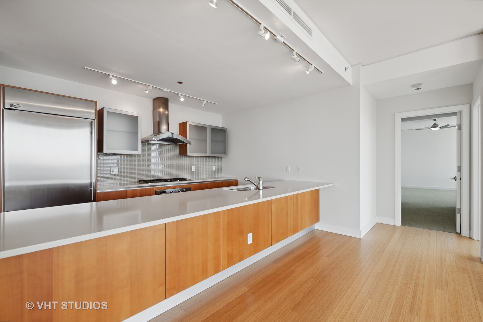 340 E RANDOLPH St #5103 Chicago, IL 60601