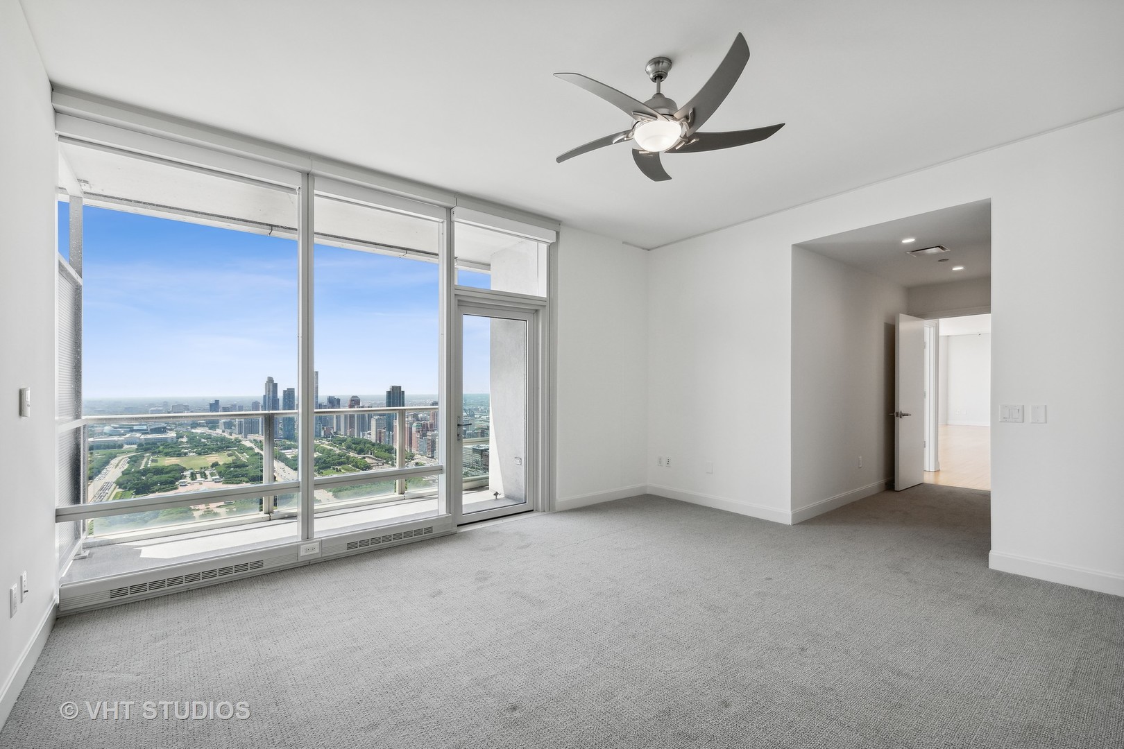 340 E RANDOLPH St #5103 Chicago, IL 60601