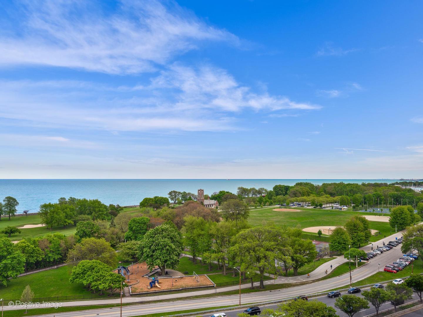 3920 N Lk Shr Dr #12N Chicago, IL 60613