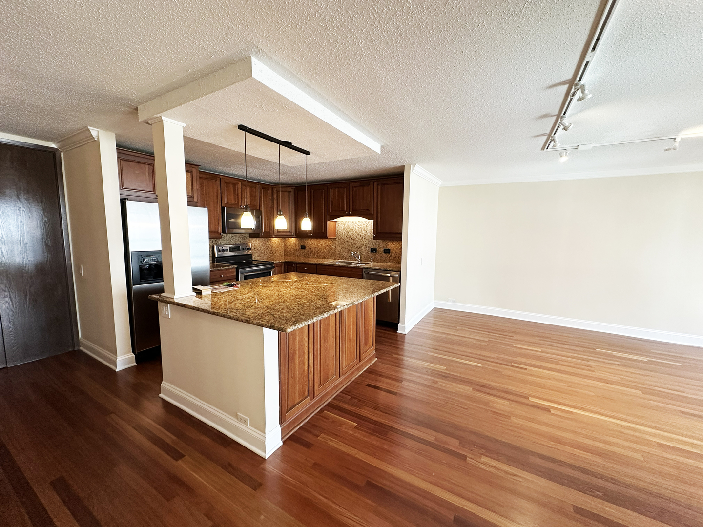 360 E Randolph St #807 Chicago, IL 60601