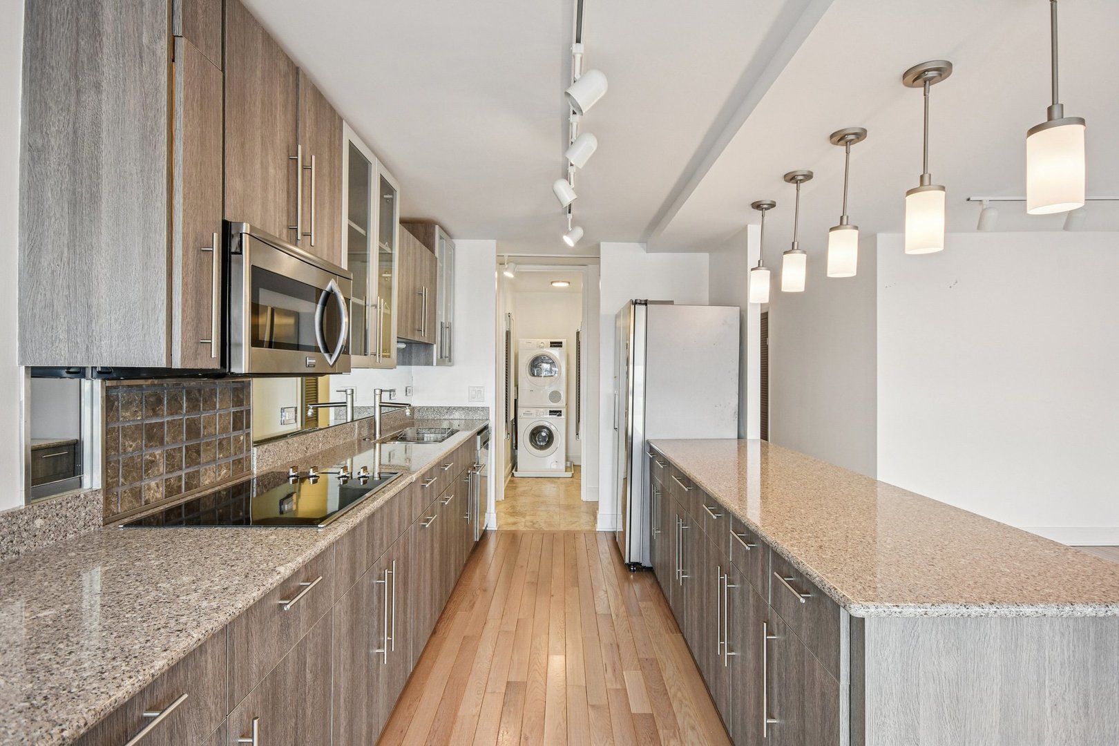 360 E Randolph St #1102 Chicago, IL 60601