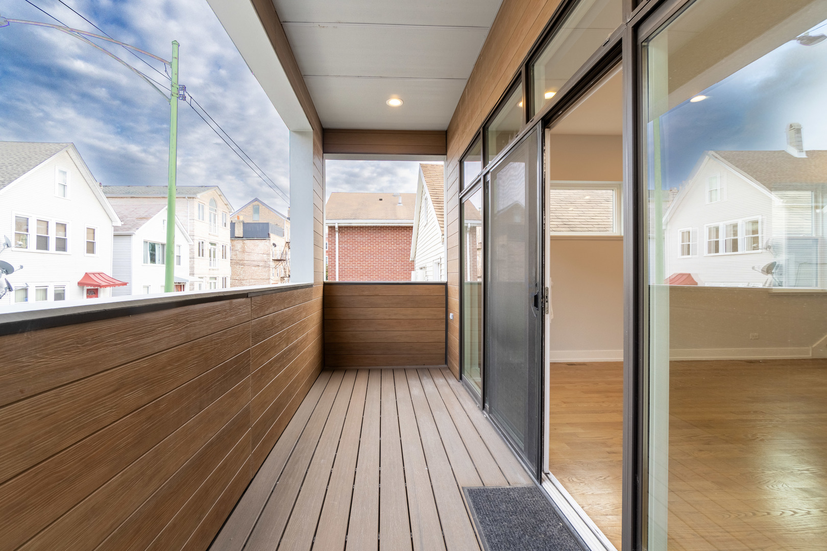 1920 S Shelby Ct Chicago, IL 60608