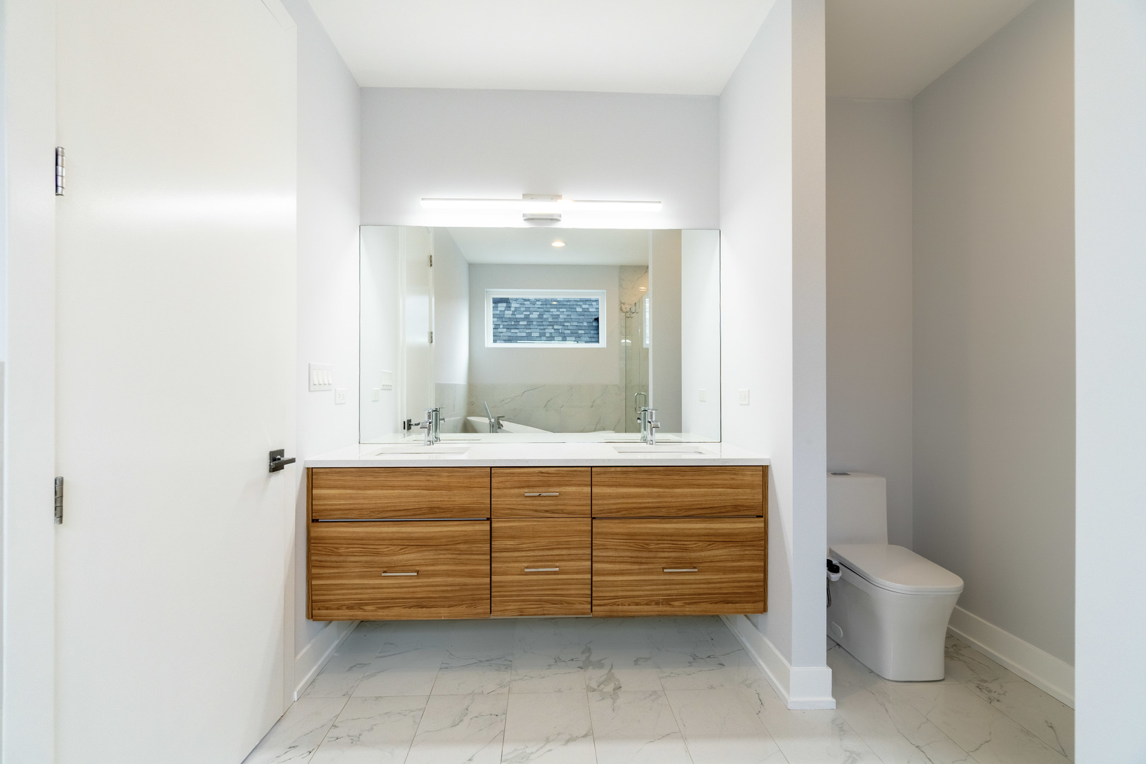 1920 S Shelby Ct Chicago, IL 60608