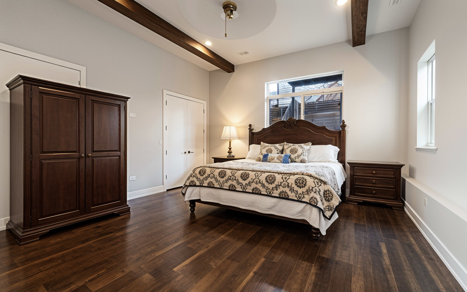 1920 S Shelby Ct Chicago, IL 60608