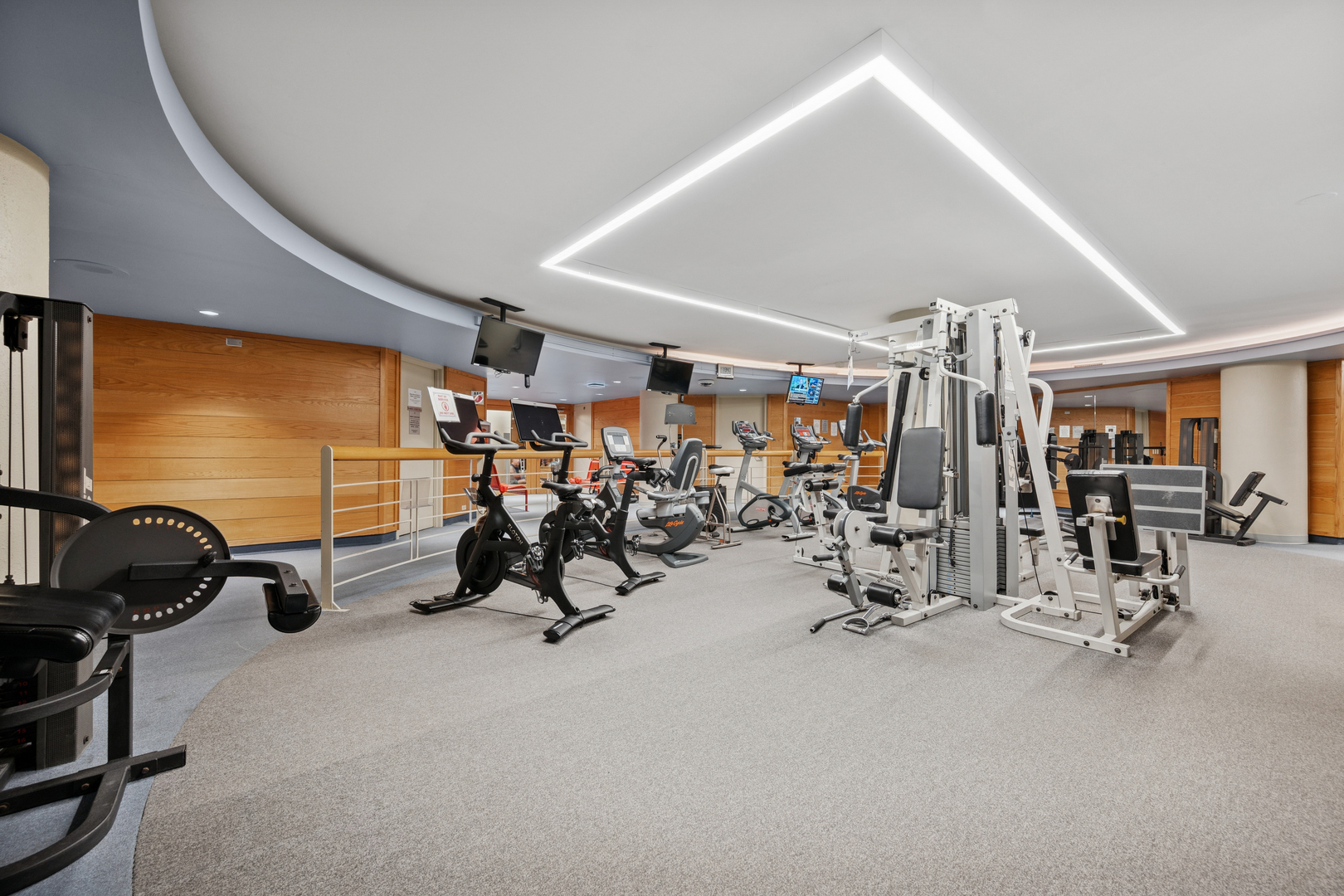 155 N Hbr Dr #2605 Chicago, IL 60601