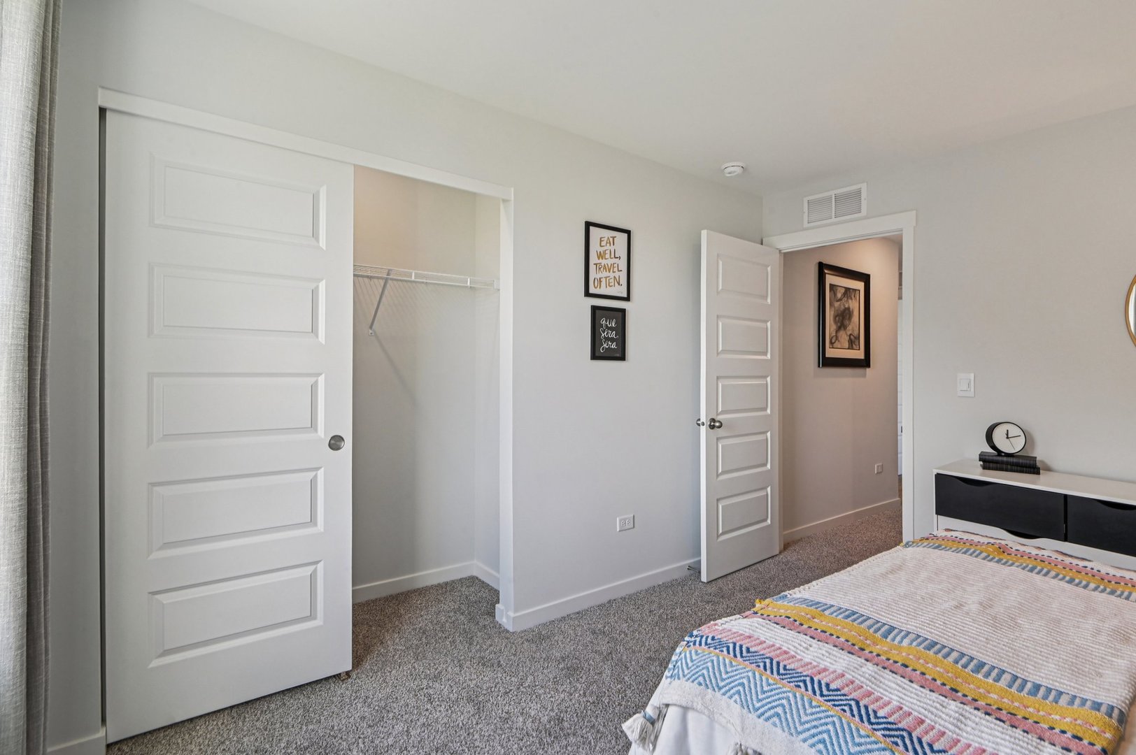 2150 Sandhill Ct Joliet, IL 60435