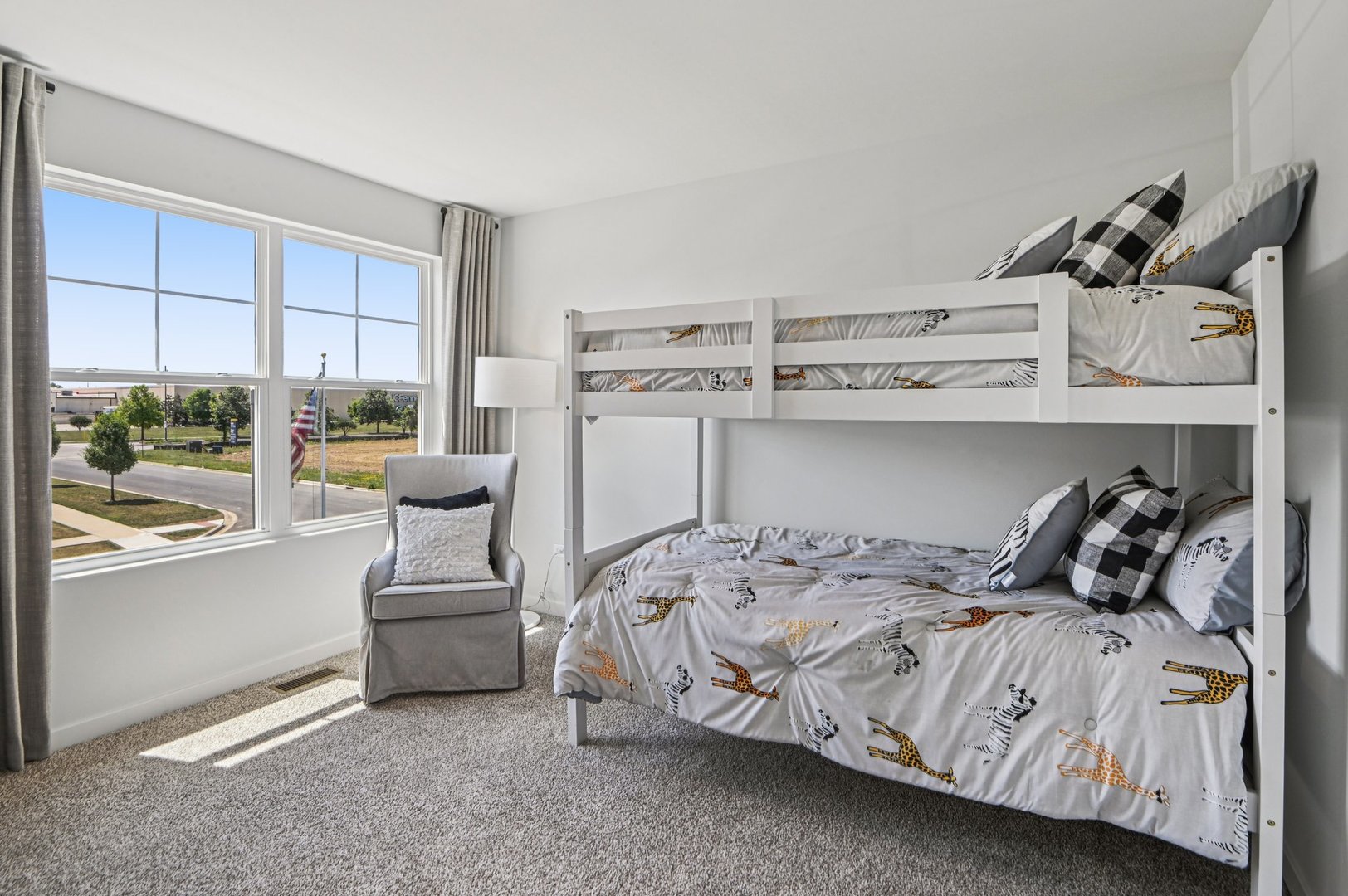 2150 Sandhill Ct Joliet, IL 60435