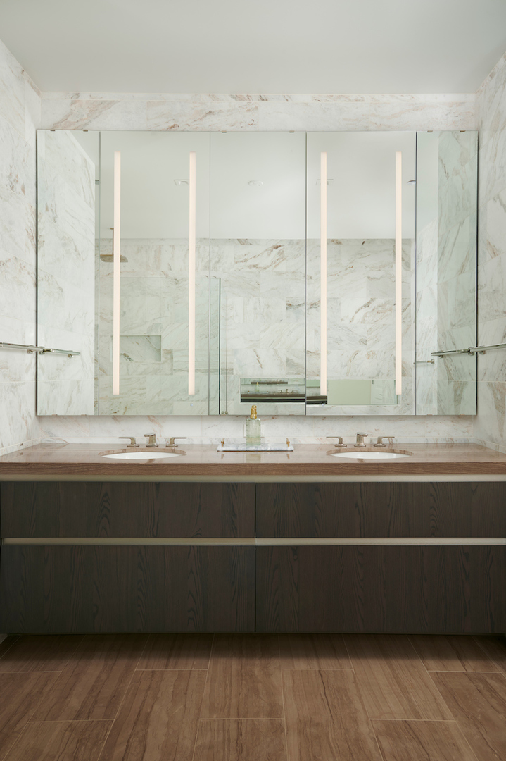 363 E Wacker Dr #1506 Chicago, IL 60601