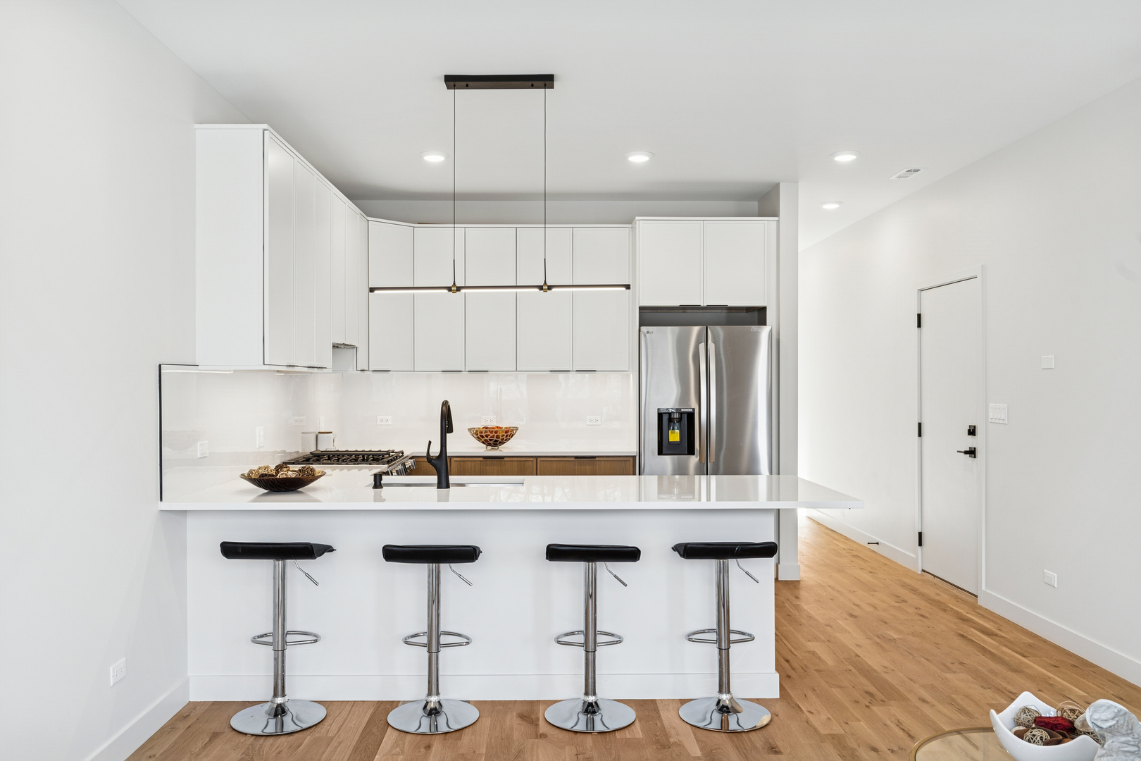 4206 S Calumet Ave Chicago, IL 60653