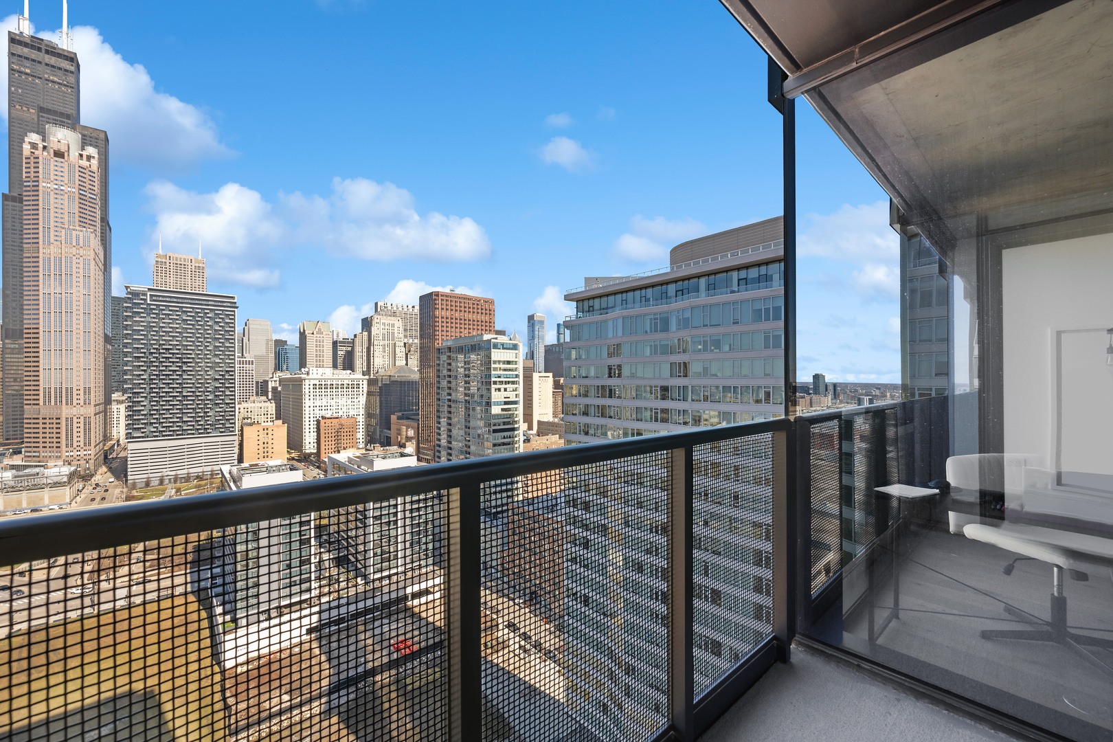 234 W Polk St #2610 Chicago, IL 60607