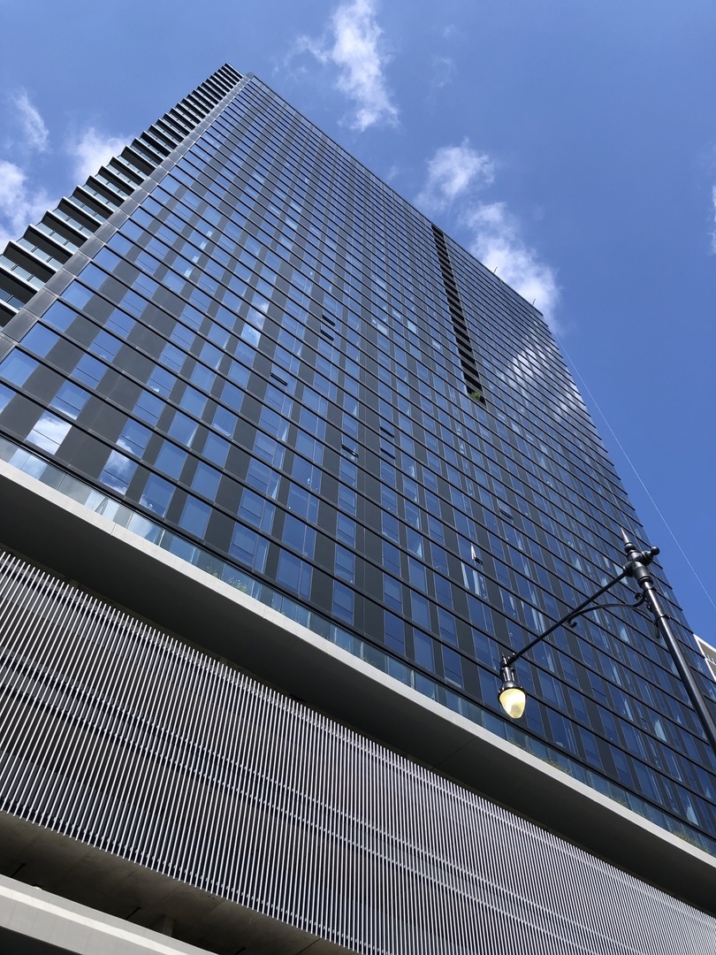 234 W Polk St #2610 Chicago, IL 60607