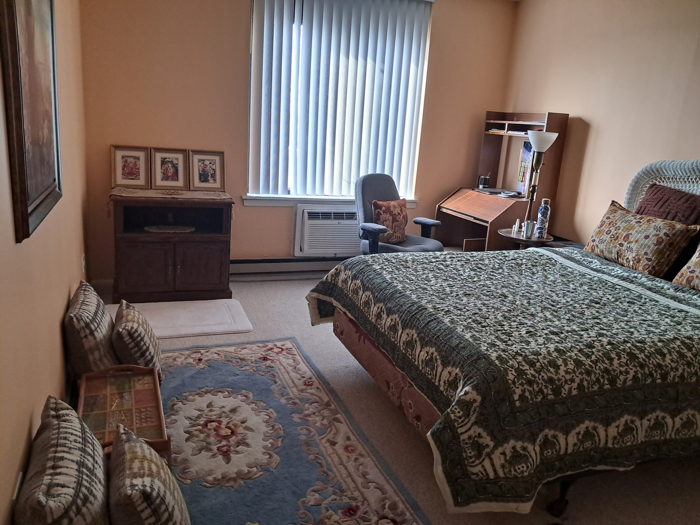 9701 N Dee Rd #6M Niles, IL 60714