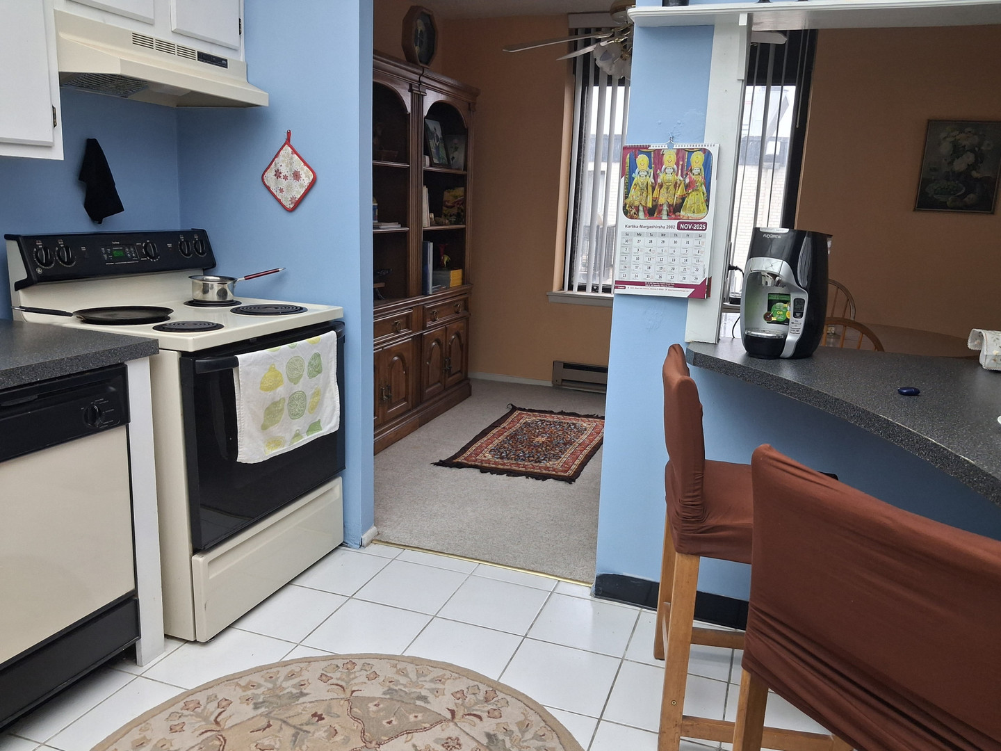 9701 N Dee Rd #6M Niles, IL 60714