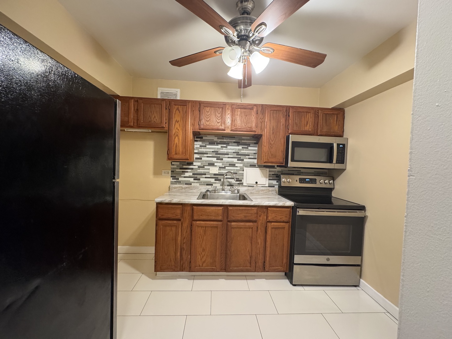 7337 S SOUTH Shr Dr #704 Chicago, IL 60649