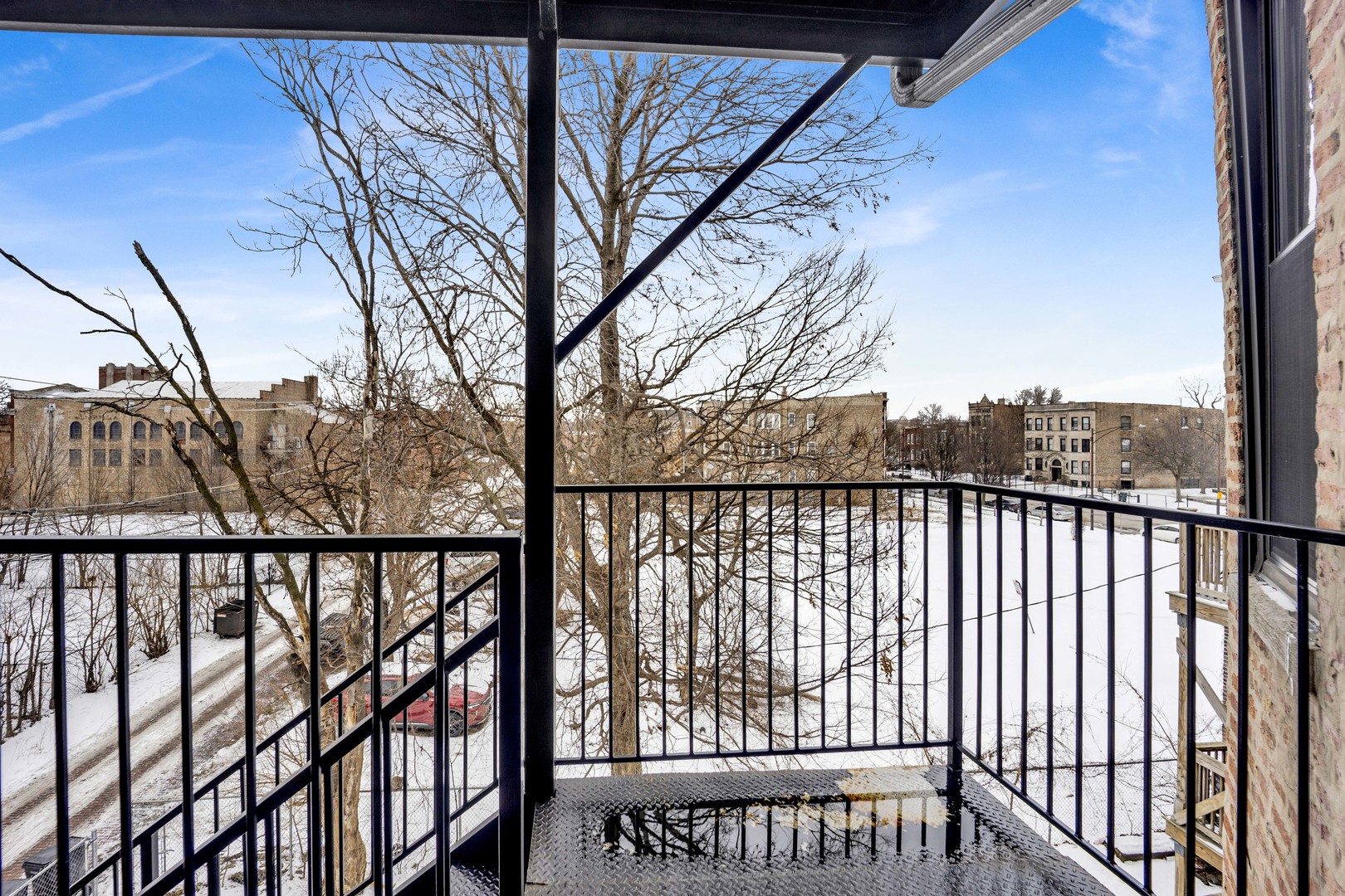 118 E 57th St #2W Chicago, IL 60637