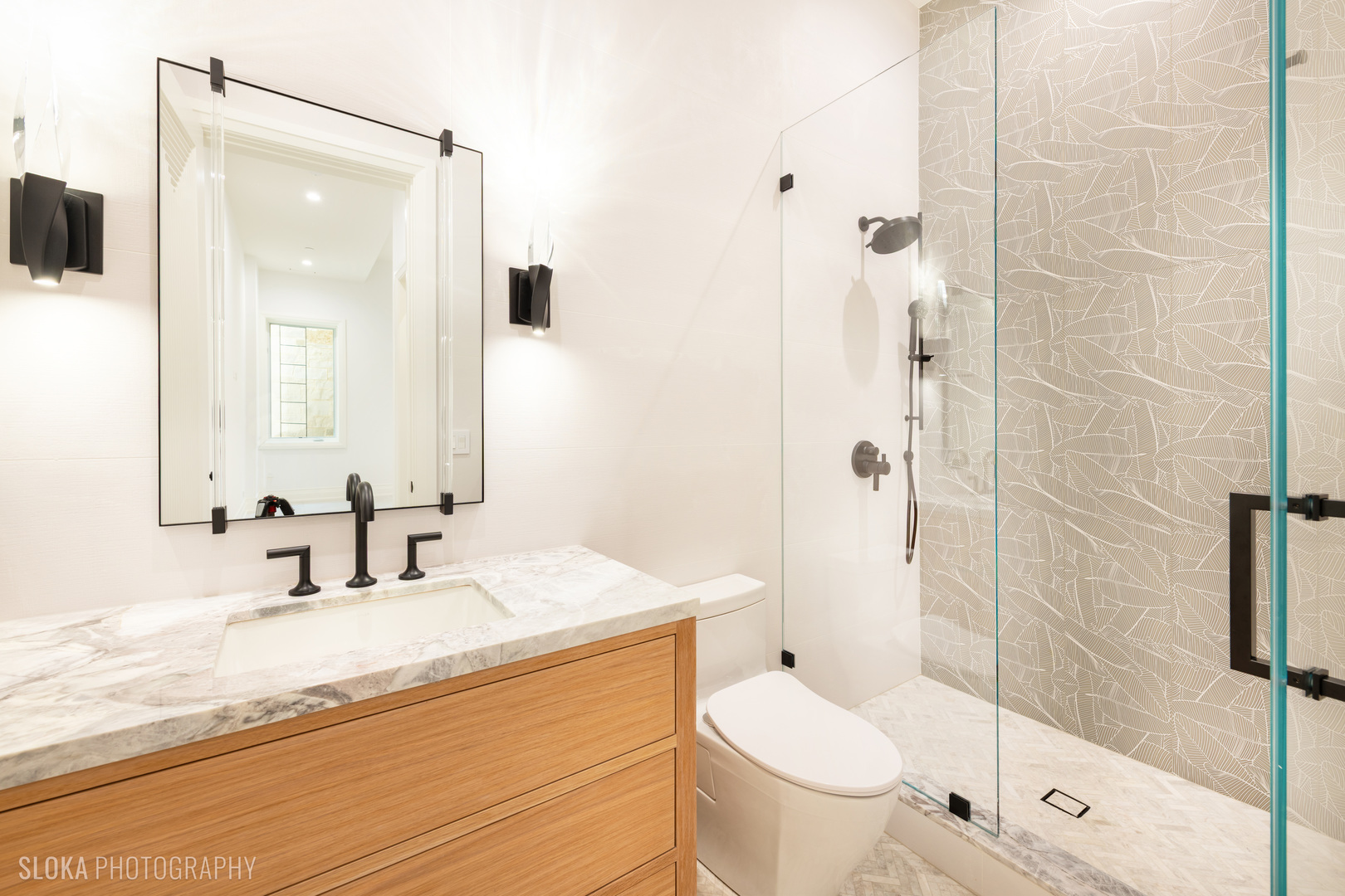 219 Lincoln Dr Glencoe, IL 60022