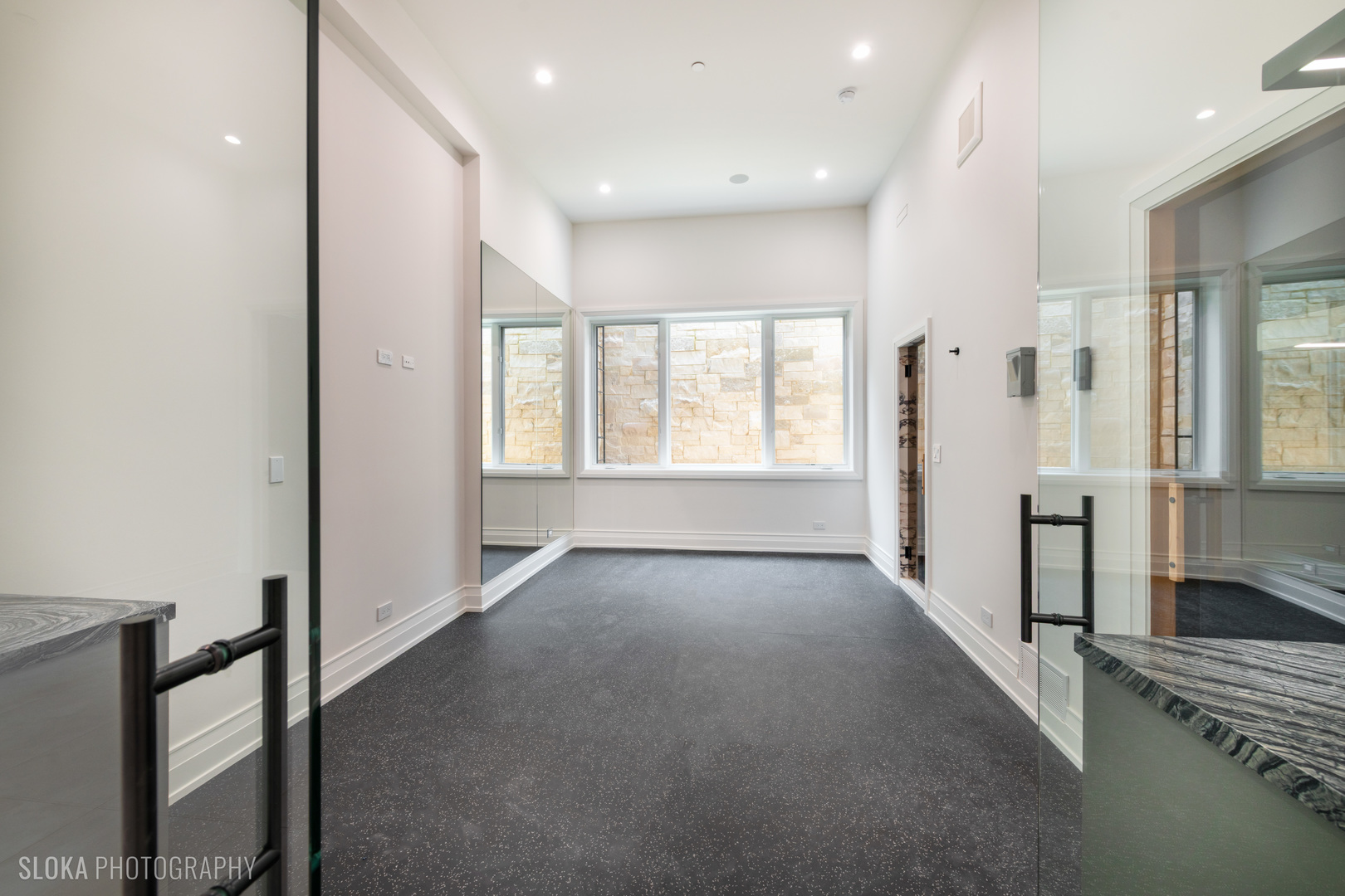 219 Lincoln Dr Glencoe, IL 60022