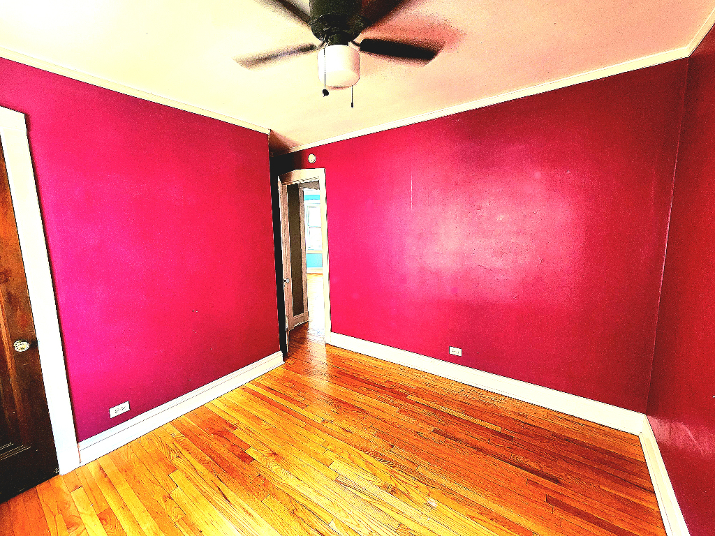 425 Wisconsin Ave #2W Oak Park, IL 60302