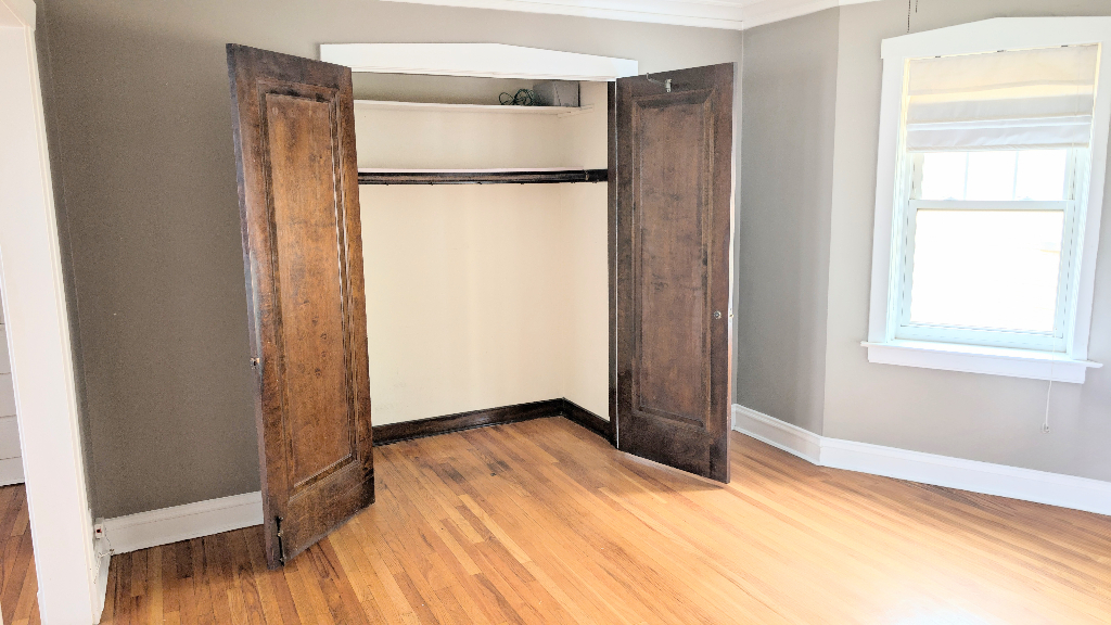 425 Wisconsin Ave #2W Oak Park, IL 60302