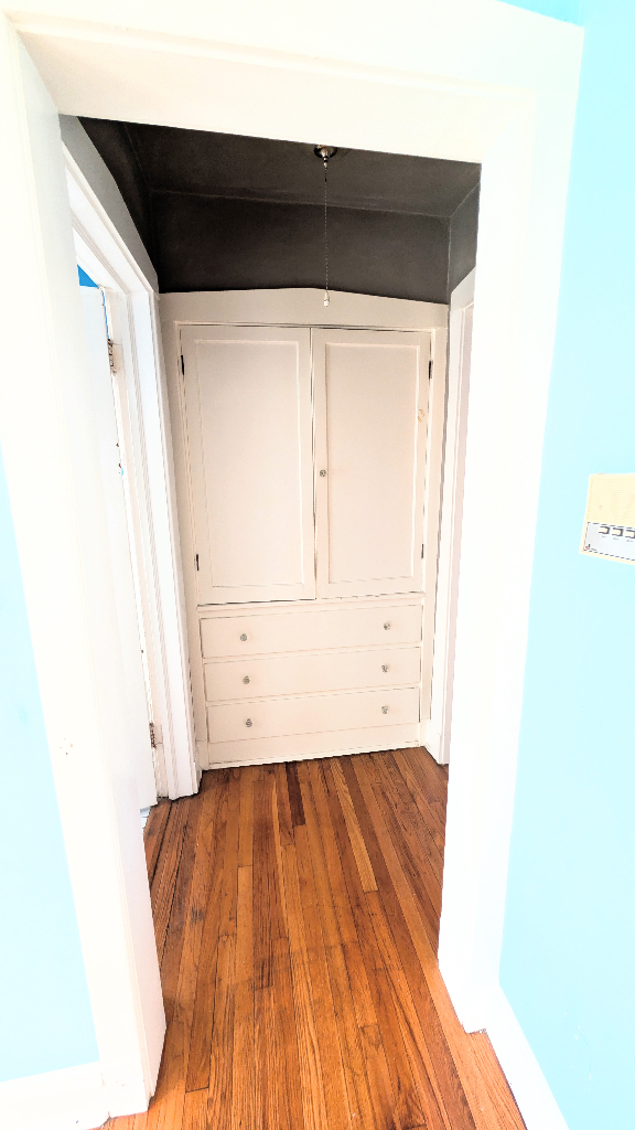 425 Wisconsin Ave #2W Oak Park, IL 60302