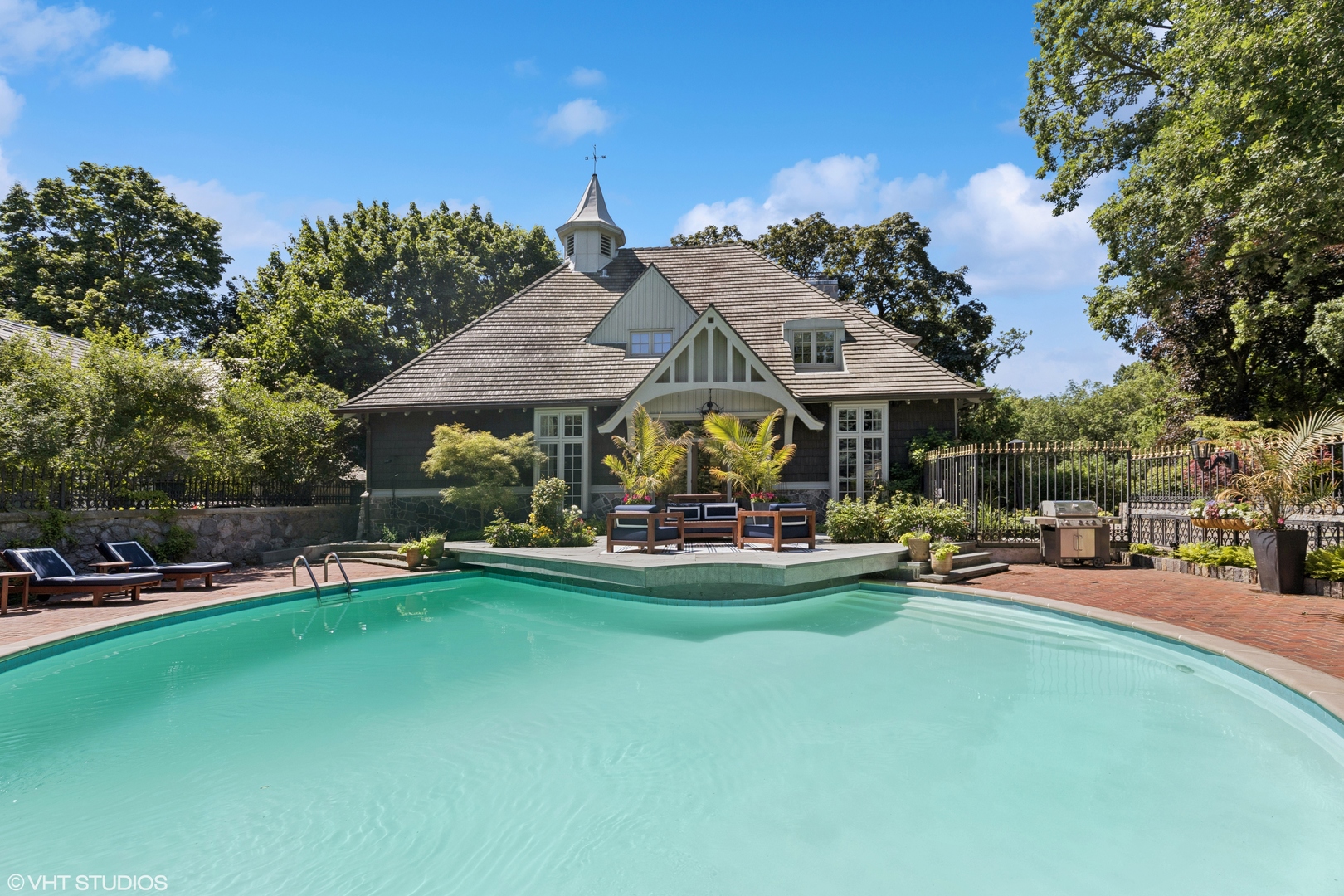 1319 Frst Ave Evanston, IL 60201