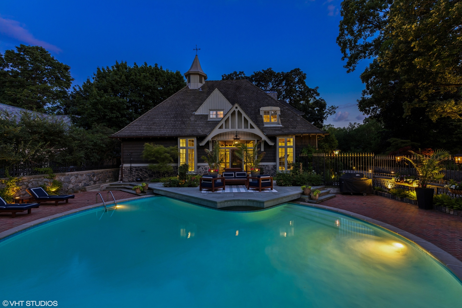 1319 Frst Ave Evanston, IL 60201