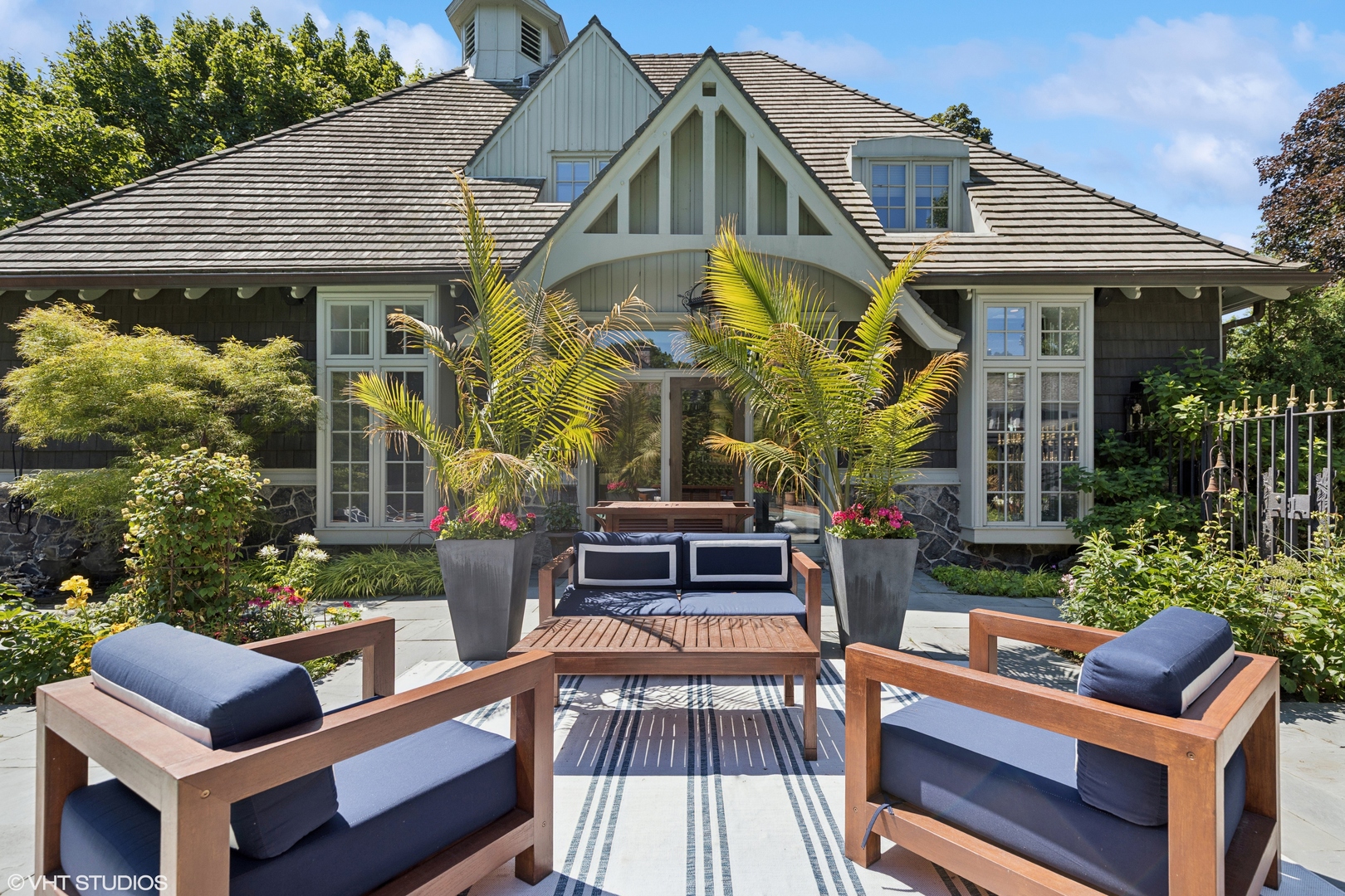 1319 Frst Ave Evanston, IL 60201