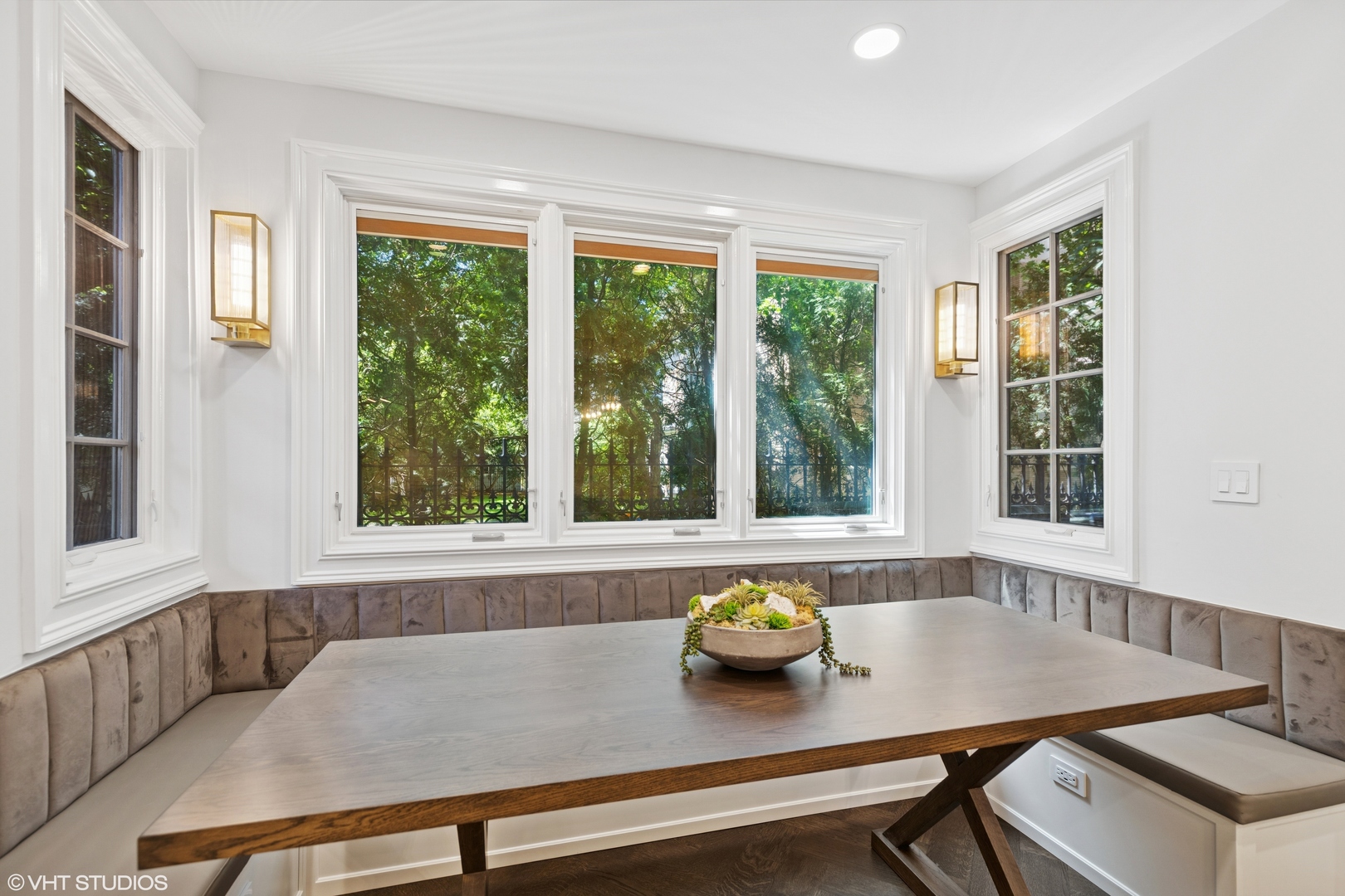 1319 Frst Ave Evanston, IL 60201