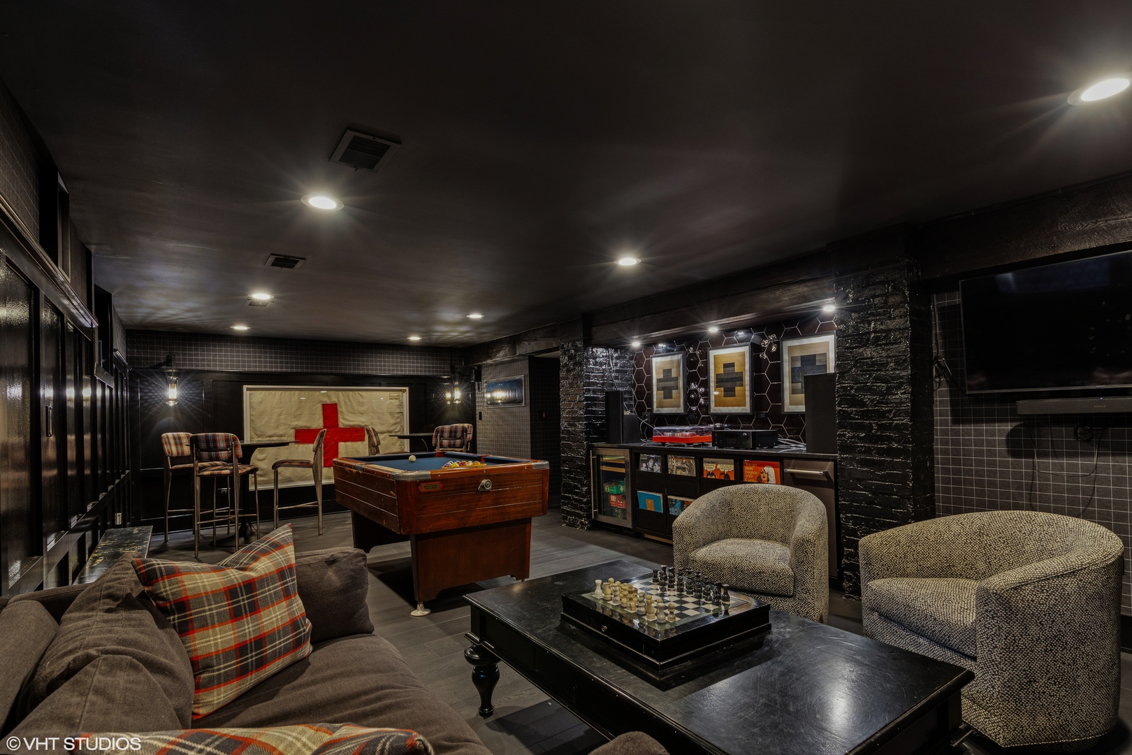 1319 Frst Ave Evanston, IL 60201