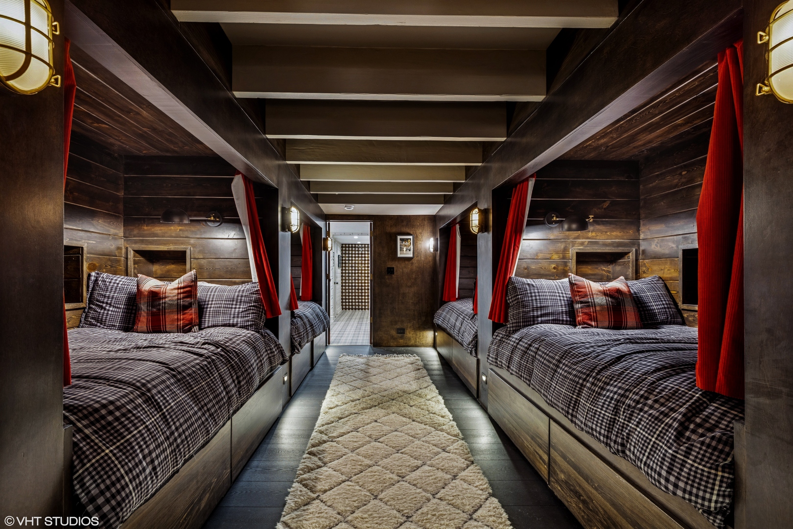 1319 Frst Ave Evanston, IL 60201