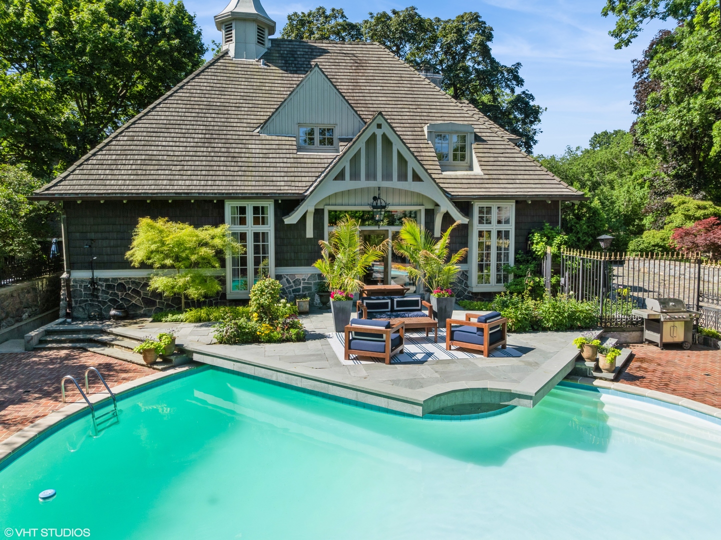 1319 Frst Ave Evanston, IL 60201