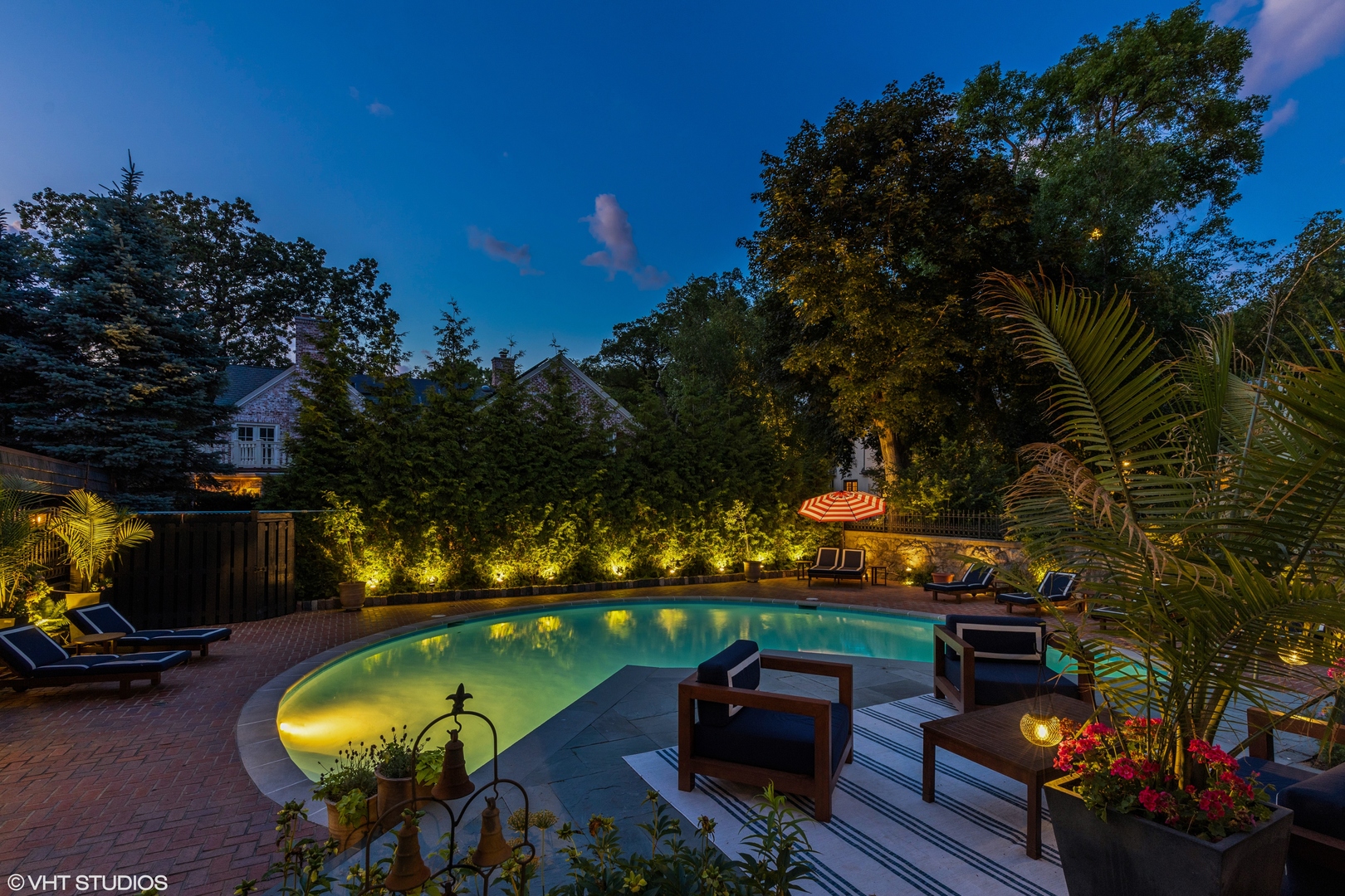 1319 Frst Ave Evanston, IL 60201